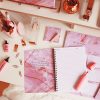 A5 notitieboek spiraal luxe rozenkwarts sfeerfoto binnenkant boek